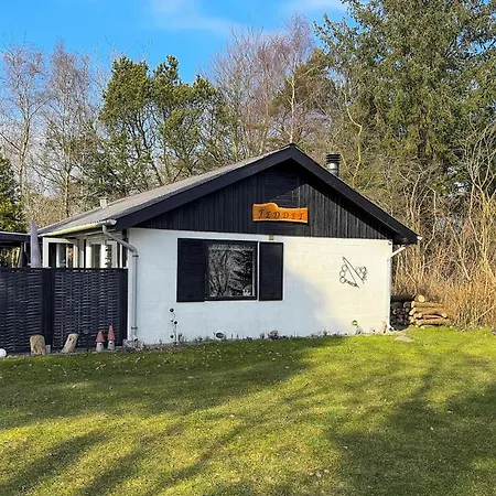 Lovely In With Wifi Holiday home