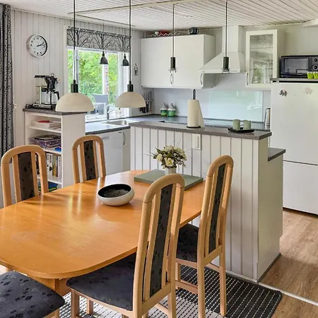 Lovely In With Wifi Holiday home *